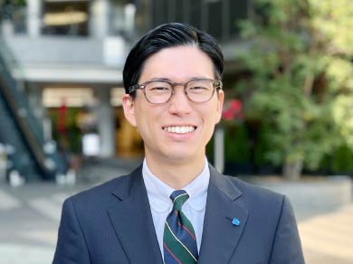 秦 涼輔